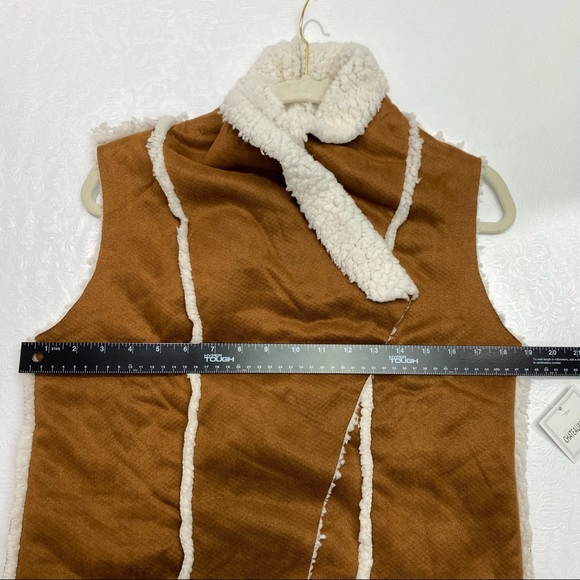 Chataeuamour Sz Medium faux suede leather sherpa women's sleeveless vest New - Picture 9 of 10